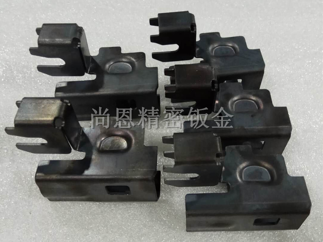冷板，鍍鋅板，下料，折彎，噴粉，烤漆鈑金件